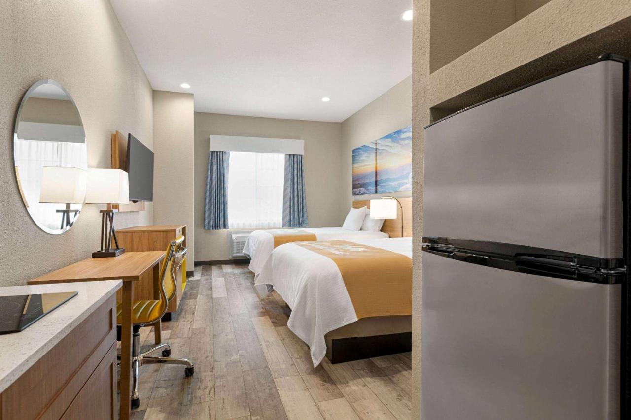 Days Inn & Suites By Wyndham Greater Tomball Eksteriør bilde